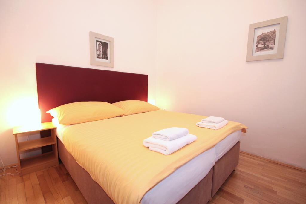 Leo Apartments Old Town Praga Habitación foto